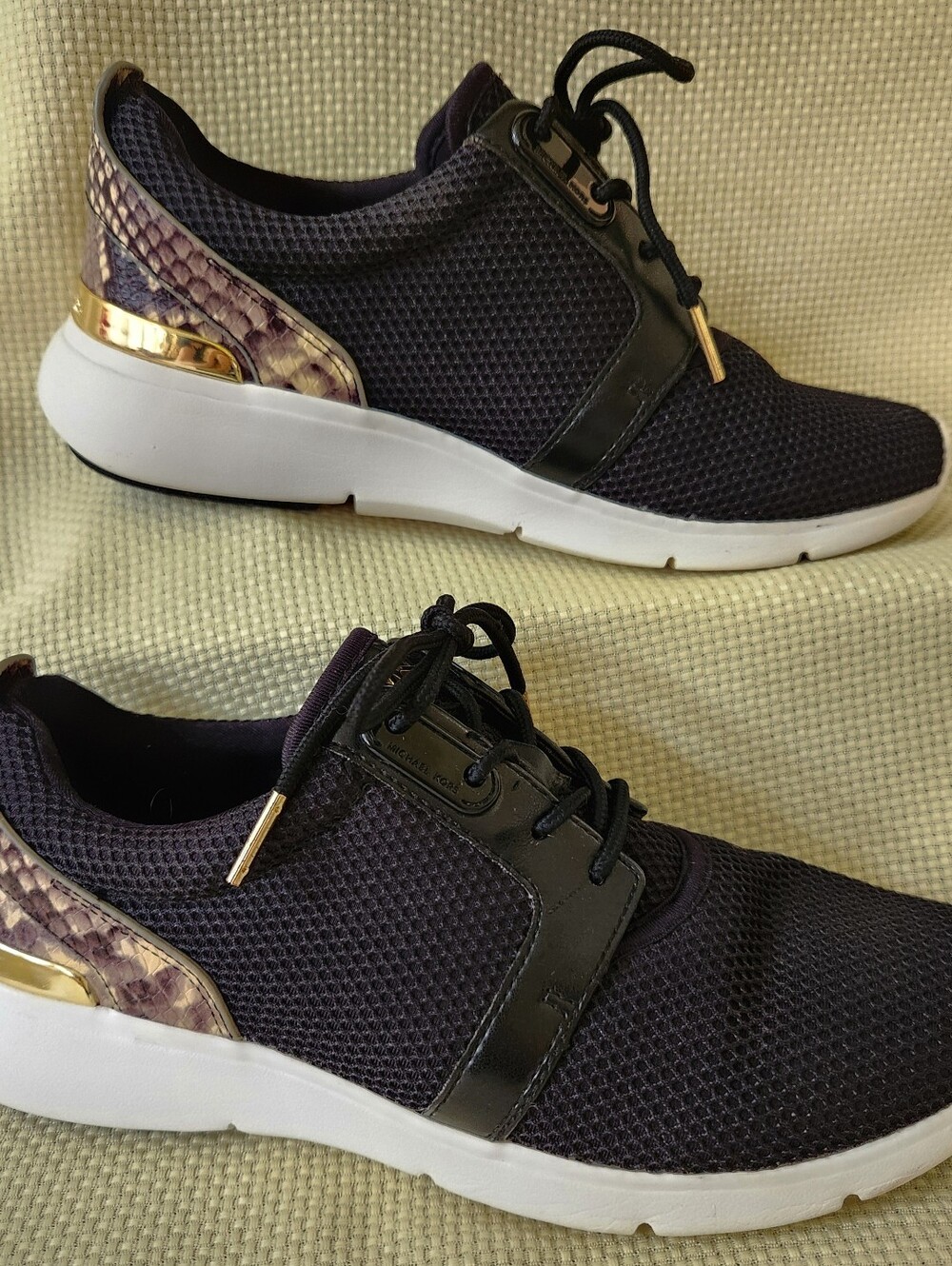 MICHAEL Michael Kors Miles Black Mesh Snake Trainer Sneakers Size 7.5M Snakeskin - Picture 3 of 16